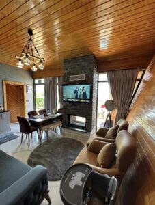 36ff514f-3d13-430d-aaf2-e2eb4c6ed073-1