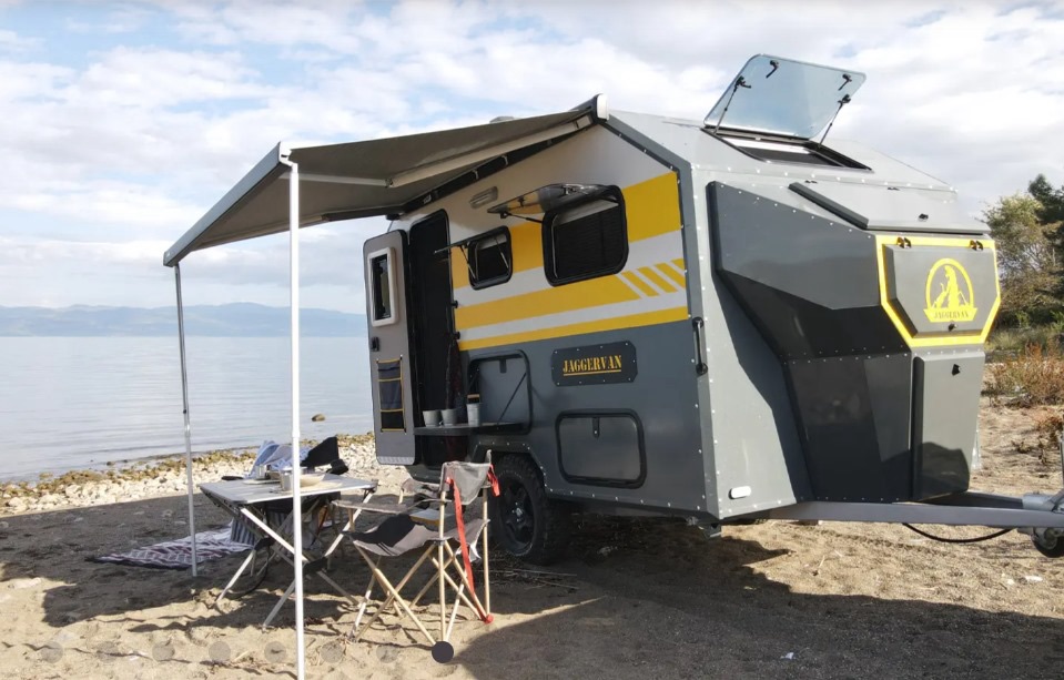 7276057e-efb3-4377-a847-3b2a328678c4-1