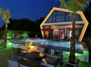 7c75e635-3aff-47fe-9e7f-fd1f3f268030-1