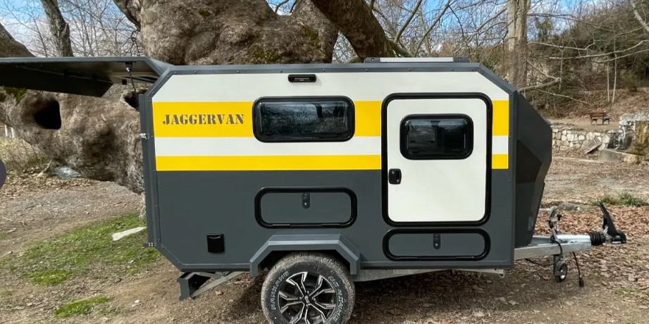 923b29d5-e720-4980-9bb4-5e097f6d7a79-1