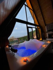 cd184541-a64c-4c26-aedc-94792fd83a02-2