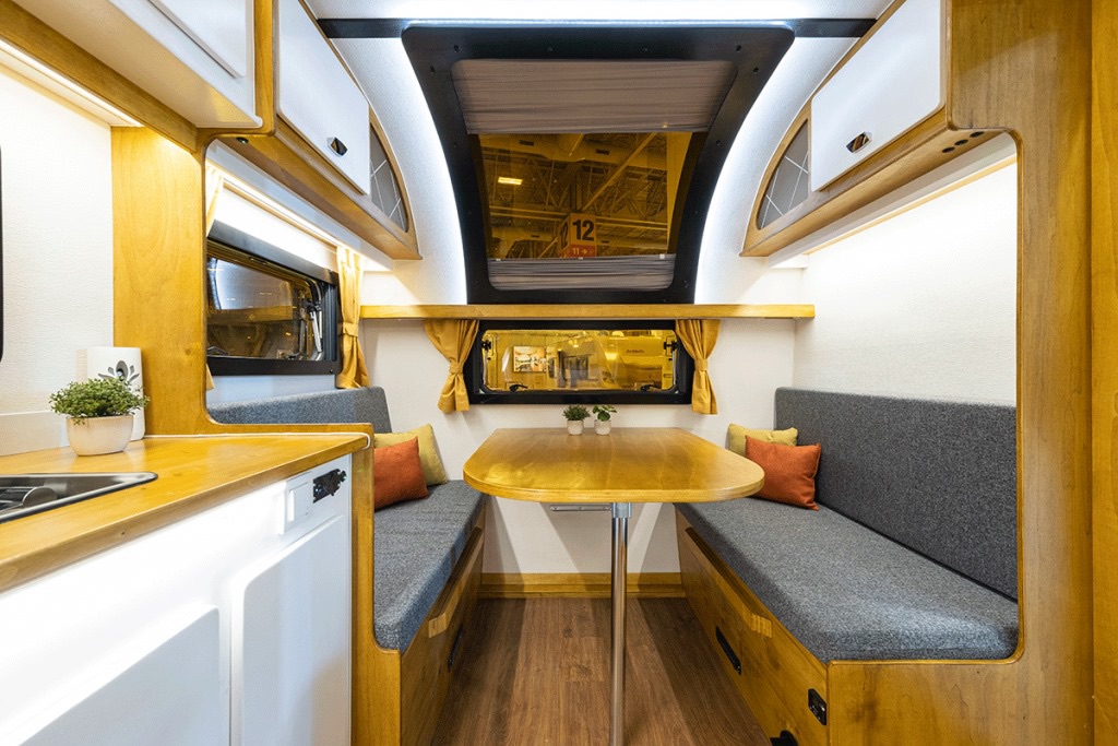 412ddbbe-5e87-48e8-9b29-f446256158b0-1